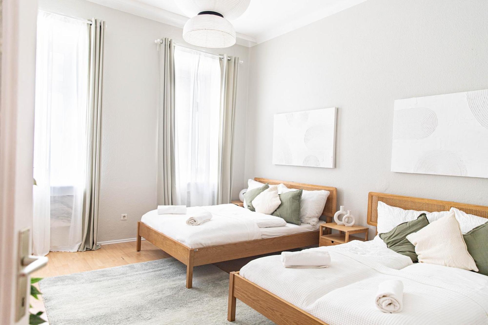 Spacious Apartment, 3 Min To U1 Reumannplatz Wien Exteriör bild